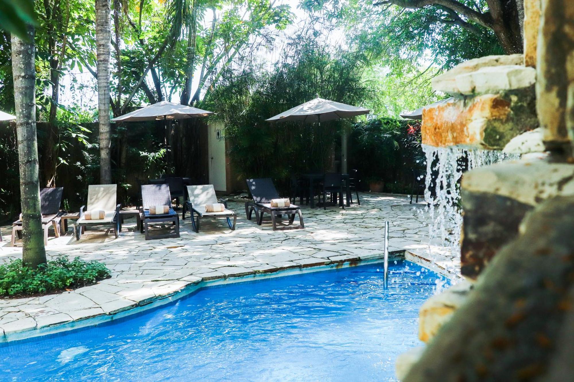 Comfort Inn Tampico Buitenkant foto