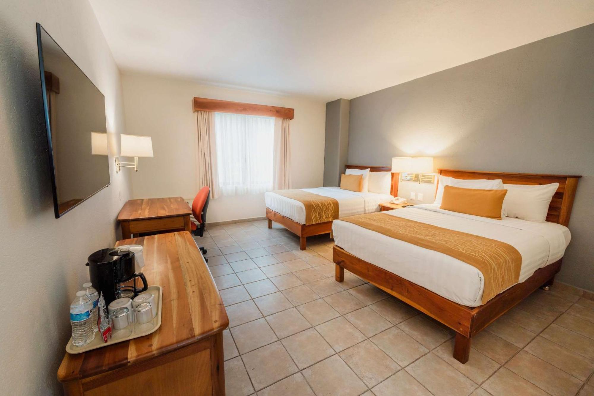 Comfort Inn Tampico Buitenkant foto